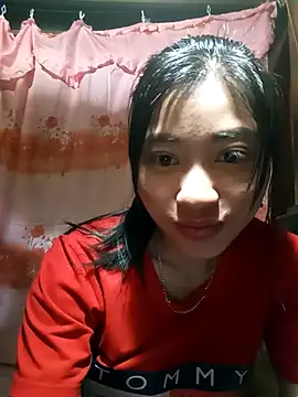 Snapshot of Hiniyk2 chatting on 02/24/26, 04:54 Hiniyk2 online show from 02/24/26, 04:54
