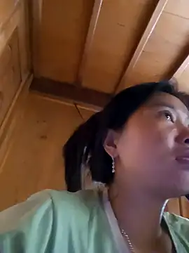 Snapshot of Hiniyk2 chatting on 03/02/26, 08:43 Hiniyk2 online show from 03/02/26, 08:43