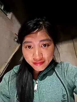 Snapshot of Hiniyk2 chatting on 03/05/26, 01:51 Hiniyk2 online show from 03/05/26, 01:51