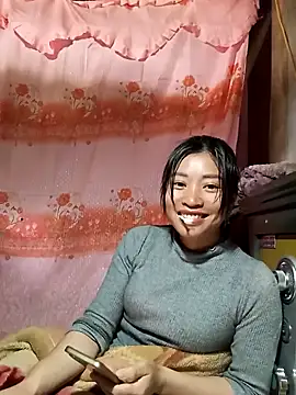Snapshot of Hiniyk2 chatting on 03/16/26, 05:24 Hiniyk2 online show from 03/16/26, 05:24