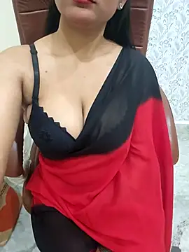 Snapshot of cute_payal143 chatting on 02/14/26, 06:10 cute payal143 online show from 02/14/26, 06:10