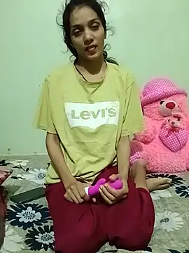 Honey lily-93 online show from 06/08/26, 04:07