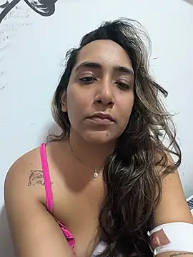 Snapshot of IsabelaAcosta chatting on 02/24/26, 04:49 IsabelaAcosta online show from 02/24/26, 04:49