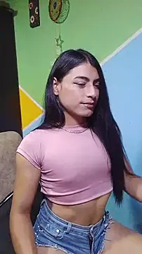 Snapshot of Selena_Nova chatting on 04/04/26, 03:49 Selena Nova online show from 04/04/26, 03:49