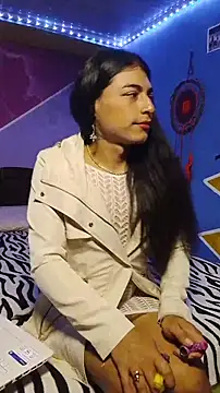 Snapshot of Selena_Nova chatting on 04/06/26, 05:08 Selena Nova online show from 04/06/26, 05:08