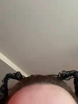 Snapshot of KittyCreamKisses chatting on 02/18/26, 06:42 KittyCreamKisses online show from 02/18/26, 06:42
