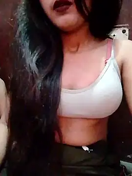Snapshot of sexy_jasma chatting on 01/13/26, 04:40 sexy jasma online show from 01/13/26, 04:40
