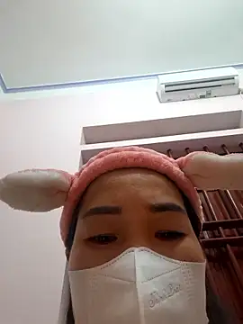 Snapshot of seduza-hyun chatting on 01/14/26, 02:33 seduza-hyun online show from 01/14/26, 02:33