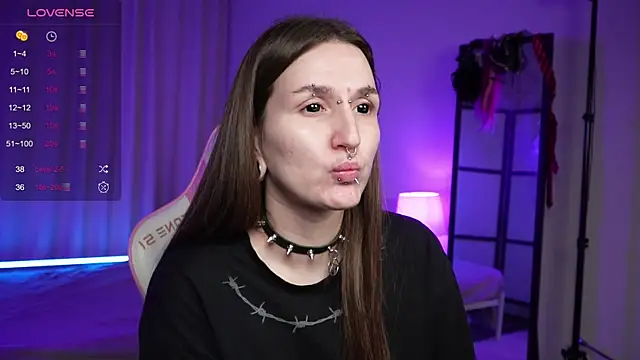 Alice Goth online show from 07/22/26, 07:33