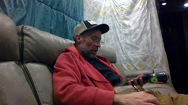 Snapshot of tittycum3636 chatting on 02/02/26, 08:02 tittycum3636 online show from 02/02/26, 08:02