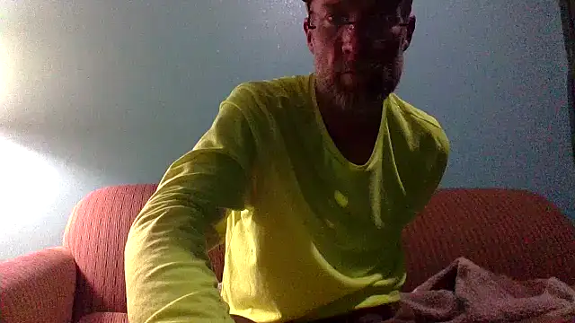 Snapshot of tittycum3636 chatting on 02/04/26, 02:17 tittycum3636 online show from 02/04/26, 02:17