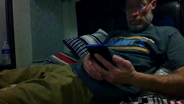 Snapshot of tittycum3636 chatting on 02/15/26, 01:35 tittycum3636 online show from 02/15/26, 01:35