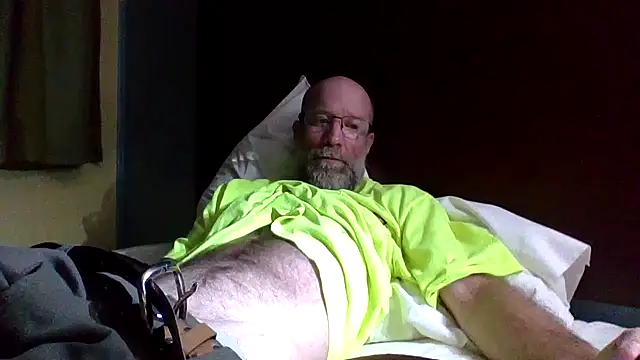 Snapshot of tittycum3636 chatting on 03/02/26, 11:28 tittycum3636 online show from 03/02/26, 11:28