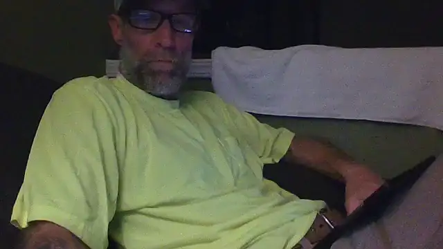 Snapshot of tittycum3636 chatting on 04/11/26, 03:33 tittycum3636 online show from 04/11/26, 03:33
