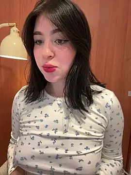 evelynrosess1 online show from 06/25/26, 11:20