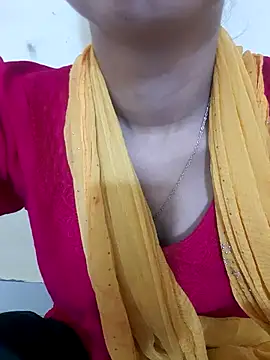 Snapshot of Kanchan7909 chatting on 04/08/26, 04:40 Kanchan7909 online show from 04/08/26, 04:40