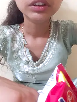 Snapshot of Kanchan7909 chatting on 06/10/26, 01:10 Kanchan7909 online show from 06/10/26, 01:10