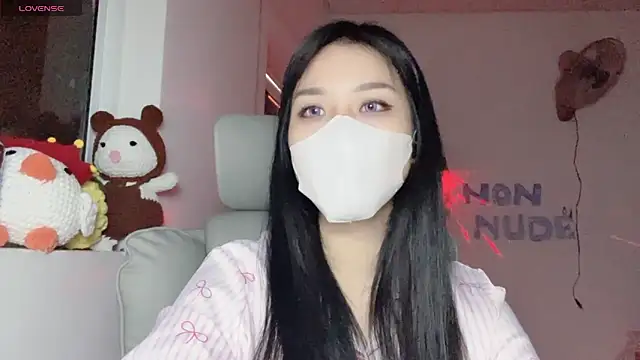 Tieu-May online show from 07/02/26, 06:41