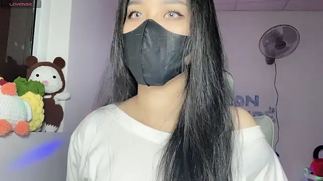 Tieu-May online show from 07/07/26, 06:58
