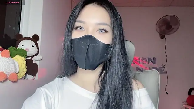 Tieu-May online show from 07/07/26, 07:23