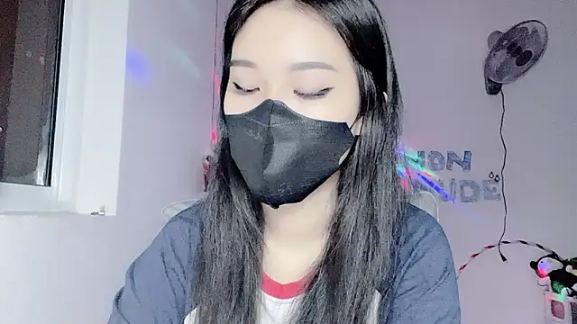 Tieu-May online show from 07/27/26, 09:22