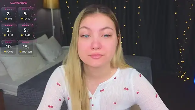 Snapshot of Angel__Grace chatting on 03/19/26, 12:03 Angel Grace online show from 03/19/26, 12:03