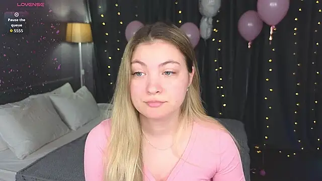 Snapshot of Angel__Grace chatting on 04/03/26, 12:52 Angel Grace online show from 04/03/26, 12:52