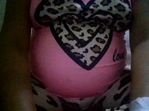 Snapshot of Kandysweety_2 chatting on 03/31/26, 01:51 Kandysweety 2 online show from 03/31/26, 01:51