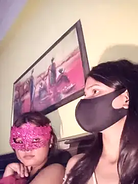 Snapshot of Sakshi-Aditi chatting on 04/07/26, 08:37 Sakshi-Aditi online show from 04/07/26, 08:37