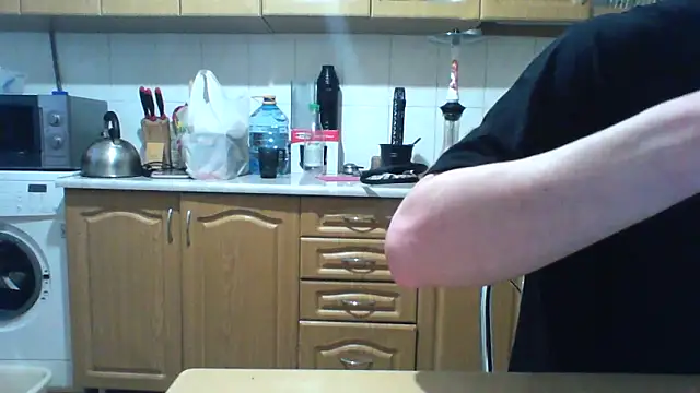 Snapshot of KaelNox chatting on 04/04/26, 03:38 KaelNox online show from 04/04/26, 03:38