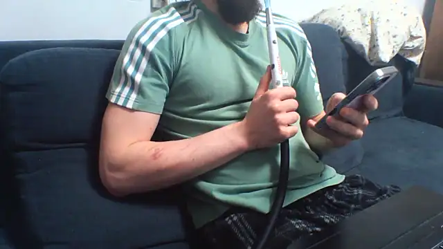 Snapshot of KaelNox chatting on 05/13/26, 05:21 KaelNox online show from 05/13/26, 05:21