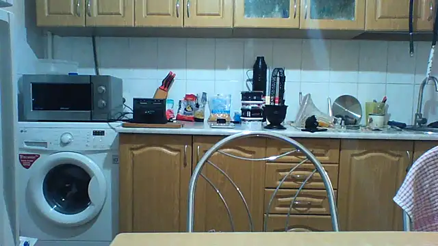 Snapshot of KaelNox chatting on 06/07/26, 06:44 KaelNox online show from 06/07/26, 06:44