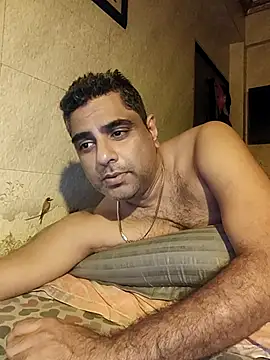 hardnhornybull online show from 07/28/26, 06:42