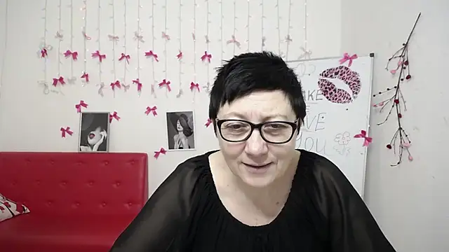 EmilyL0ve online show from 02/22/26, 06:13