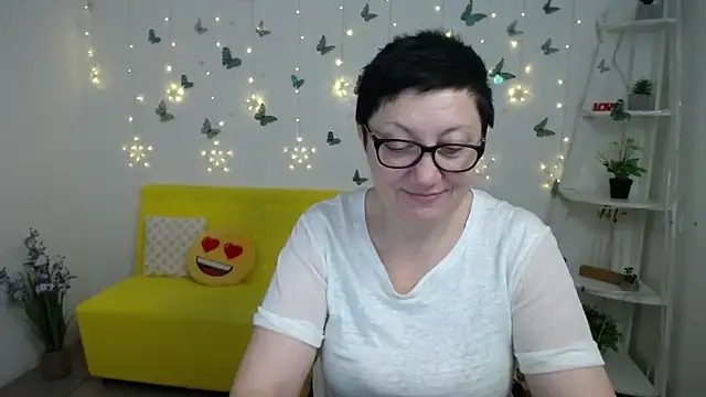 EmilyL0ve online show from 03/07/26, 06:27