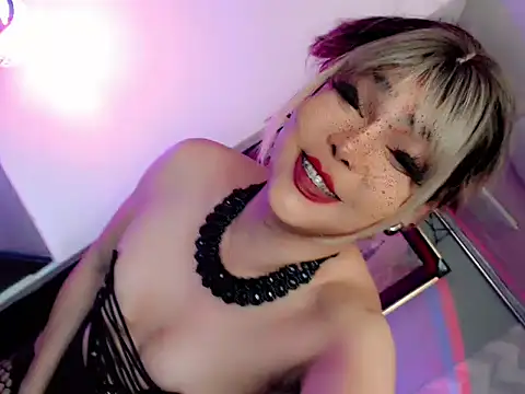 Snapshot of BEYBIDOMME chatting on 04/15/26, 04:25 BEYBIDOMME online show from 04/15/26, 04:25