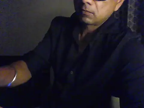 Snapshot of Moh-Moksha chatting on 02/15/26, 05:20 Moh-Moksha online show from 02/15/26, 05:20