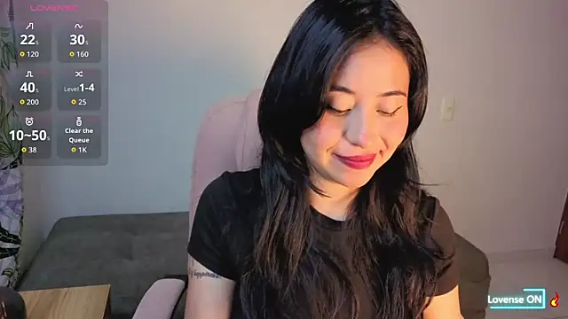 LolaOpalX online show from 06/03/26, 12:24