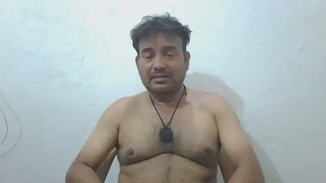 Snapshot of KUMA_500 chatting on 04/17/26, 12:46 KUMA 500 online show from 04/17/26, 12:46