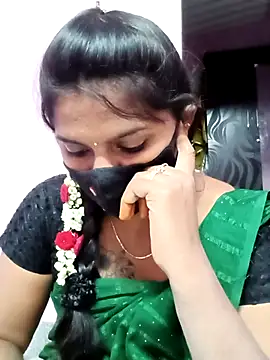 Snapshot of Tamil_Hot_Anu chatting on 02/14/26, 03:42 Tamil Hot Anu online show from 02/14/26, 03:42