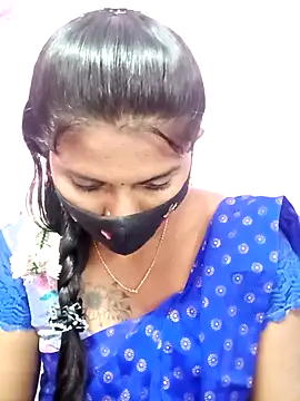 Snapshot of Tamil_Hot_Anu chatting on 02/19/26, 02:57 Tamil Hot Anu online show from 02/19/26, 02:57