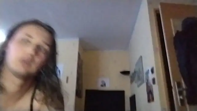 julialafemboy59 online show from 06/20/26, 02:53