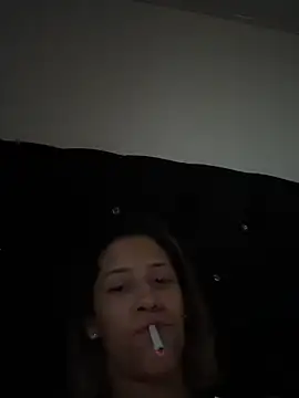 Snapshot of vicky_bass_ chatting on 06/07/26, 10:35 vicky bass online show from 06/07/26, 10:35