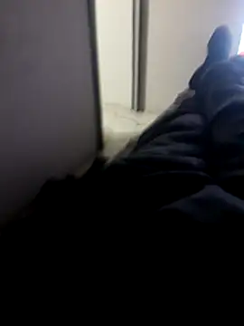 Snapshot of rolaaa2000 chatting on 06/25/26, 12:10 rolaaa2000 online show from 06/25/26, 12:10