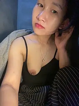 Snapshot of siorin_24 chatting on 03/22/26, 05:11 siorin 24 online show from 03/22/26, 05:11
