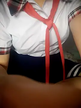 Snapshot of lina_loveee chatting on 07/17/26, 05:07 lina loveee online show from 07/17/26, 05:07