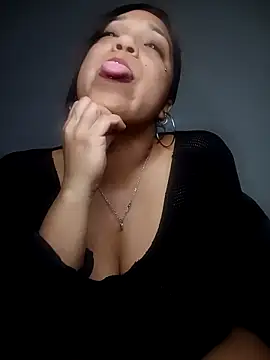 neenita69 online show from 03/18/26, 12:08