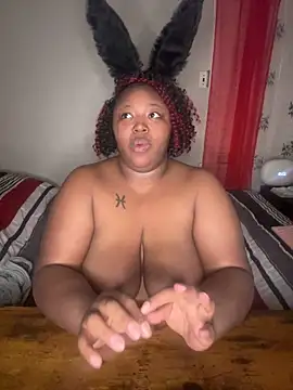 Chocolatebunnyxx96 online show from 03/02/26, 01:52