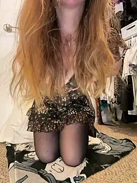 Snapshot of Elenore_hoesevelt chatting on 02/26/26, 03:49 Elenore hoesevelt online show from 02/26/26, 03:49