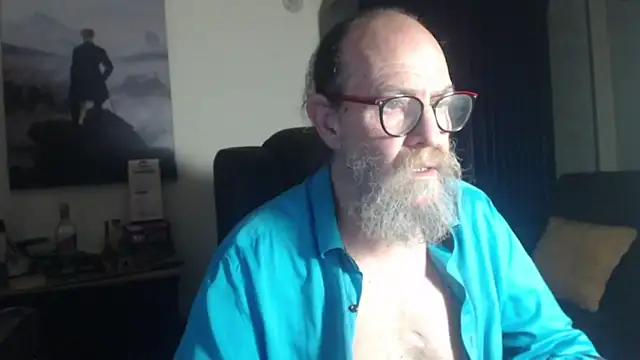 Snapshot of Uncle_Hottie chatting on 07/09/26, 03:43 Uncle Hottie online show from 07/09/26, 03:43
